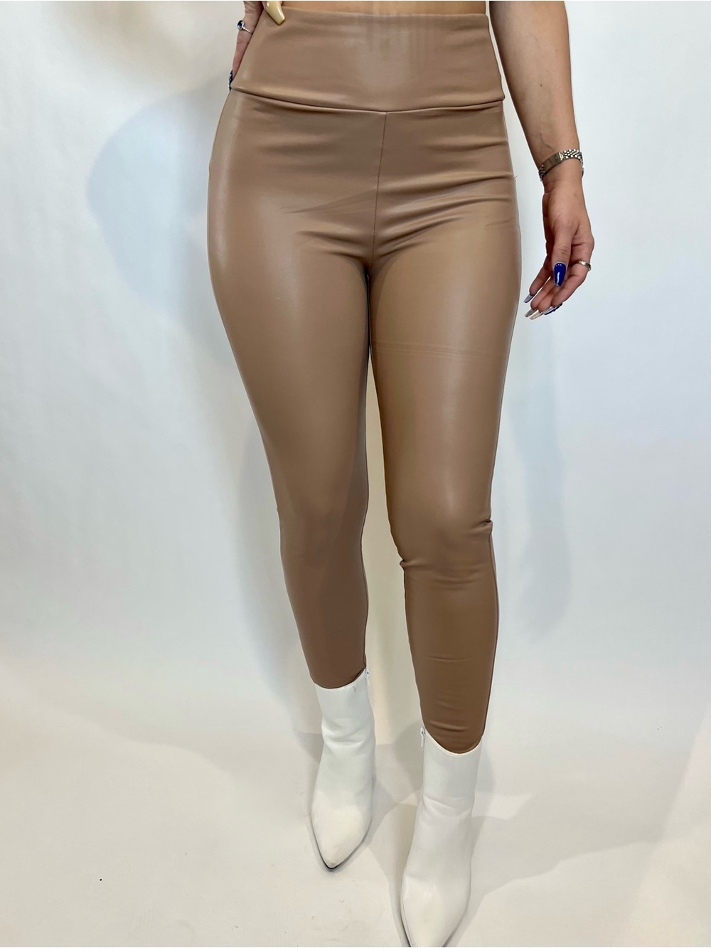 High-Waist Vegan Leather Leggings - Tan